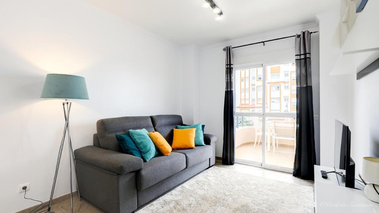 Cozy Apartment Overlooking Estepona'S Marina! المظهر الخارجي الصورة