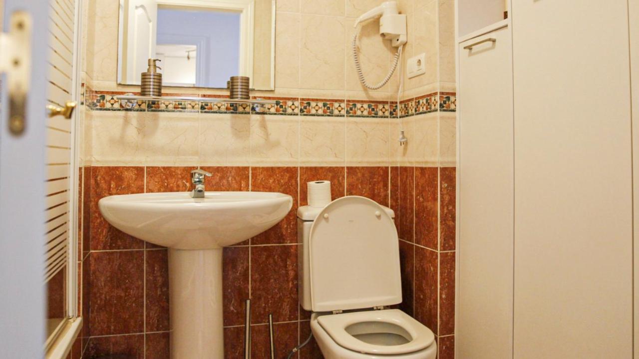 Cozy Apartment Overlooking Estepona'S Marina! المظهر الخارجي الصورة
