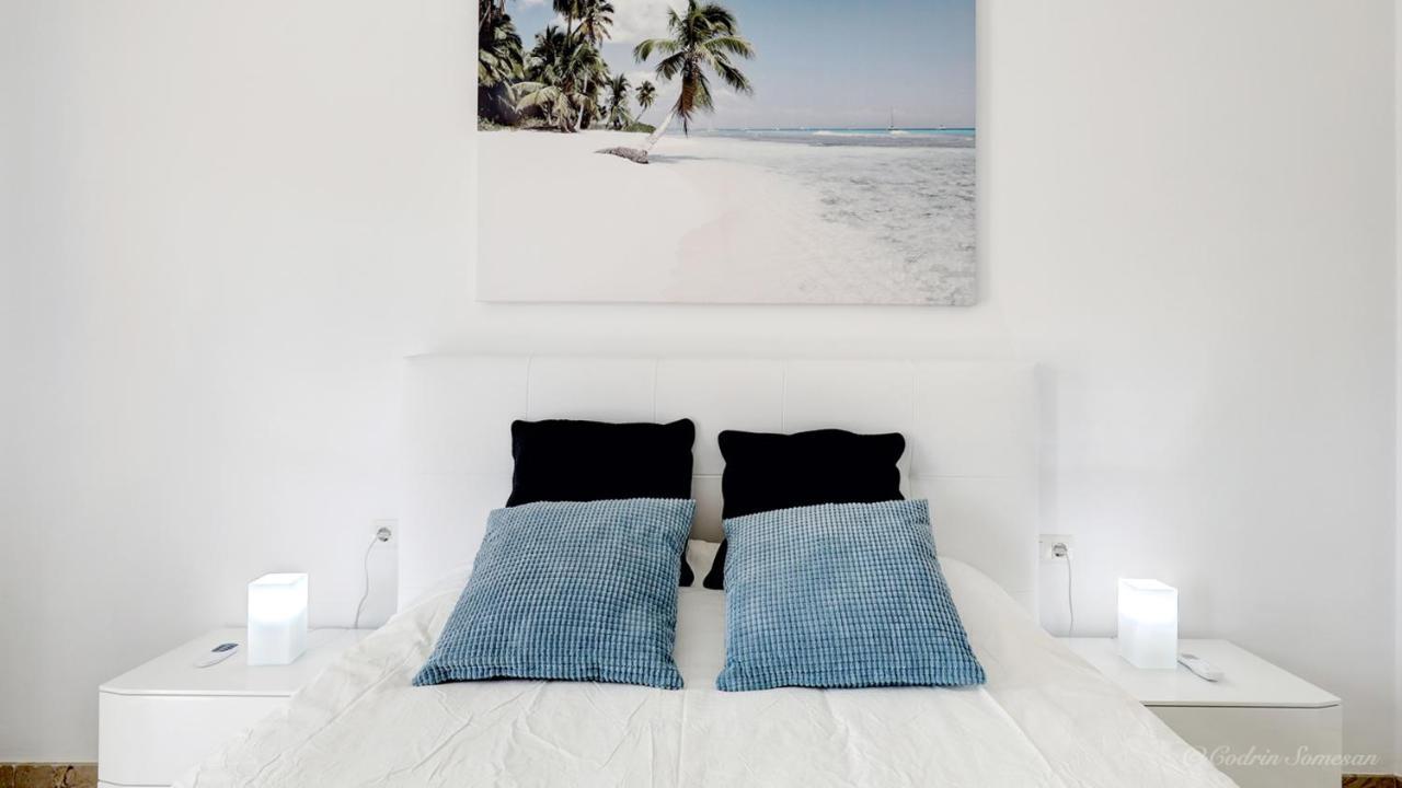 Cozy Apartment Overlooking Estepona'S Marina! المظهر الخارجي الصورة